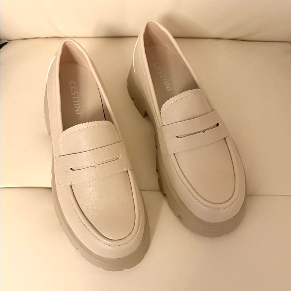 Women's Elegant Cream Loafers